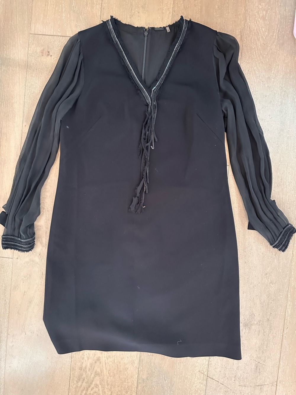 Elie Tahari Black Silk Sleeve Shift Dress Beaded Trim Sheer Sleeves
